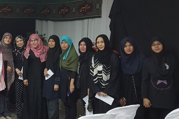 Female Quran Students Honored in The Philippines