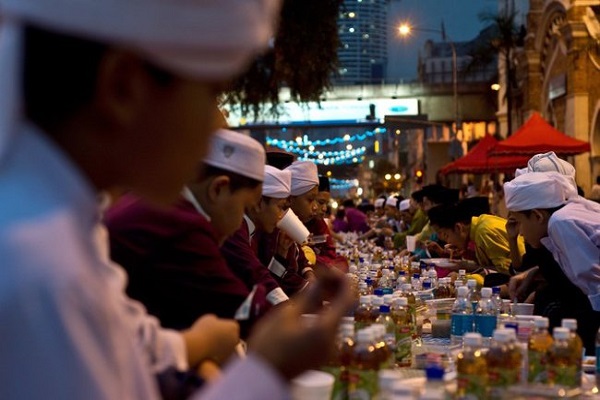 Malezya'da Mübarek Ramazan ayı atmosferi