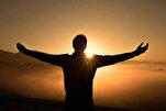 مَنْ غَلَبَ هَواهُ عَلى عَقْلِه ظَهَرَتْ عَلَيْهِ الْفَضائِحُ
