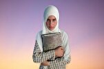 Gehörloses Mädchen von Kaschmir schrieb gesamten Koran