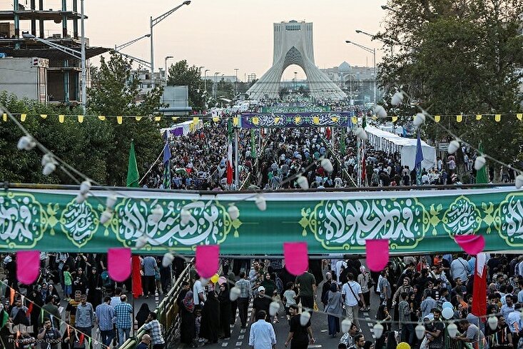 Mutige Iraner nehmen an Ghadir-Feierlichkeiten im gesamten Iran teil