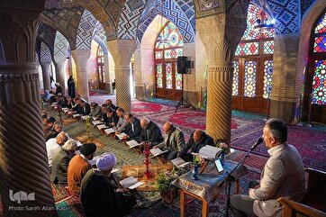 Picturesque Nasir-ol-Molk Mosque Hosts Quranic Circle: Photo Gallery
