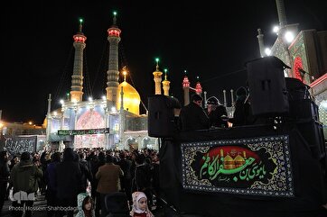 Qom Holy Shrine Hosts Mourning Ceremony on Imam Kadhim Martyrdom Anniversary