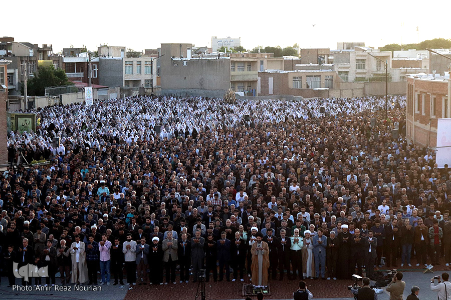 نماز عید سعید فطر در اردبیل