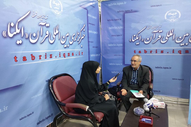 حضور مدیرعامل اتحادیه مؤسسات قرآنی آذربایجان‌شرقی در غرفه ایکنا