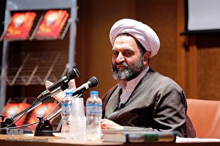 شفاعت امام حسین(ع) جرئت به گناه نمی‌دهد / تمایزات شفاعت در اسلام و مسیحیت