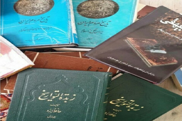 اهدای کتابخانه شخصی مدیرکل فقید ارشاد آذربایجان&zwnj;شرقی به کتابخانه دانشگاه تبریز