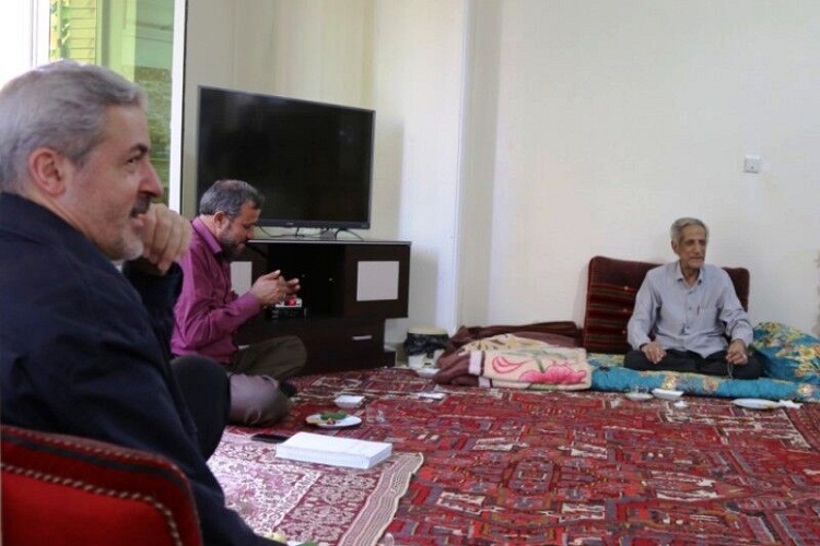 شعرسرایی در فضیلت ائمه(ع) دست مایه اعتلای معنوی شاعر است