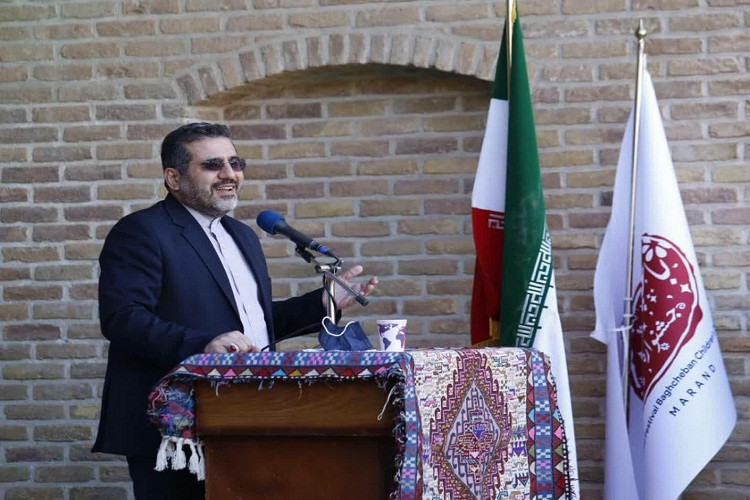 نگاه انقلاب اسلامی در حوزه فرهنگ و هنر به مرزهای سیاسی نیست