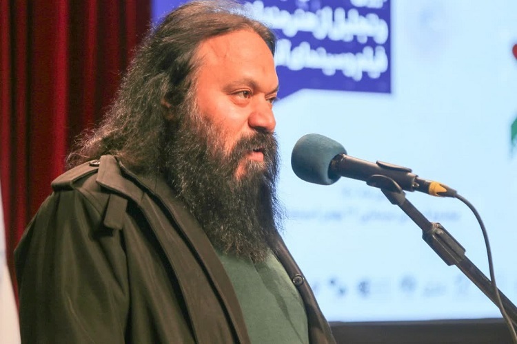 کوروش زارعی، دبیر جشنواره بین المللی تئاتر فجر