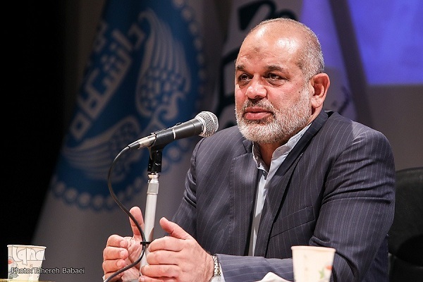 توئیت وزیر کشور به مناسبت هفته بسیج