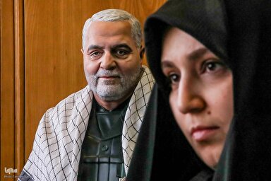 فیلم | ماجرای دست‌نوشته‌های سردار سلیمانی به فرزندانش