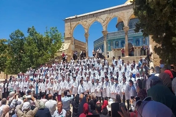 ادای سوگند پزشکان فلسطینی در مسجدالاقصی