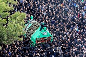 آیین نخل‌گردانی در شاهرود برگزار شد