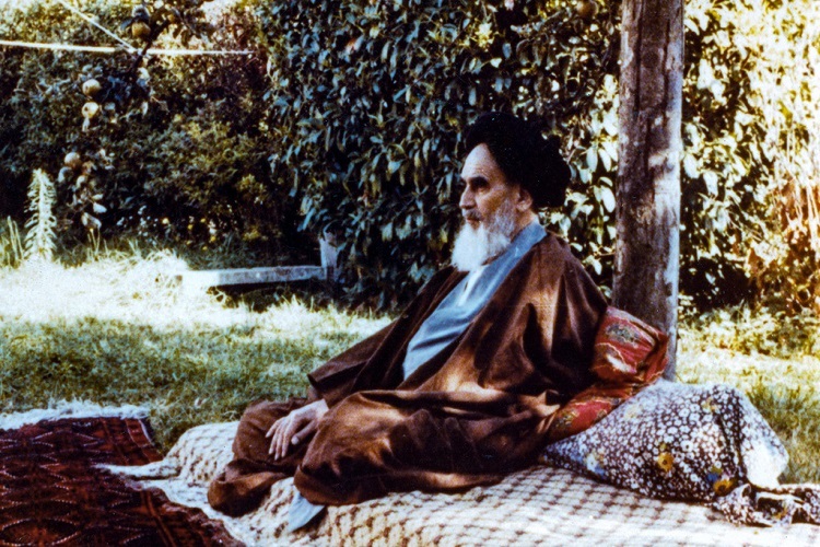 امام خمینی(ره) امام خمینی(ره)