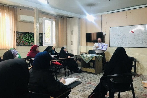 برگزاری دوره قرآنی «حرفه‌ای شو» ویژه مربیان پیش‌دبستانی تهران