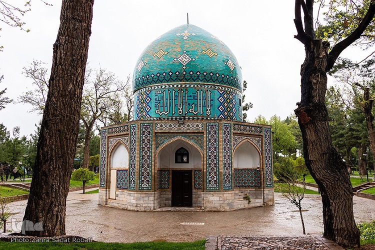 آرامگاه عطار نیشابوری