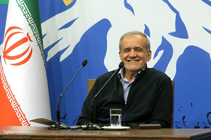 انسان در سایه آموزه‌های قرآن به زندگی عادلانه با جهان می‌رسد