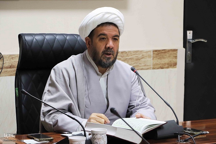 حجت الاسلام نظری، استاد حوزه و دانشگاه حجت الاسلام نظری، استاد حوزه و دانشگاه