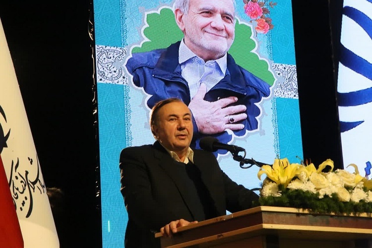 علیرضا نوین، نماینده مردم تبریز در مجلس علیرضا نوین، نماینده مردم تبریز در مجلس