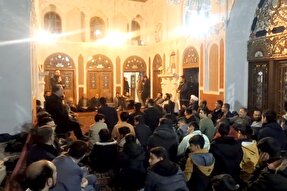 فیلم | جمع‌خوانی «اسماءالحسنی» و مقاطعی از تلاوت «مقدمی» در حسینیه امینی‌ها