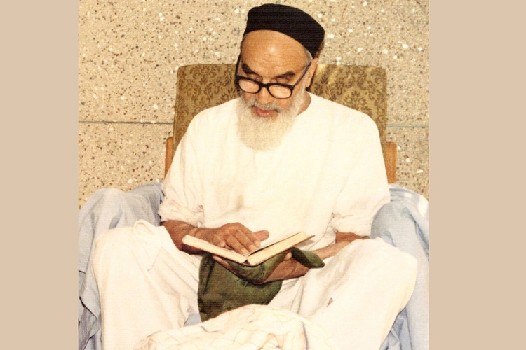 امام خمینی(ره)، رهبر کبیر انقلاب