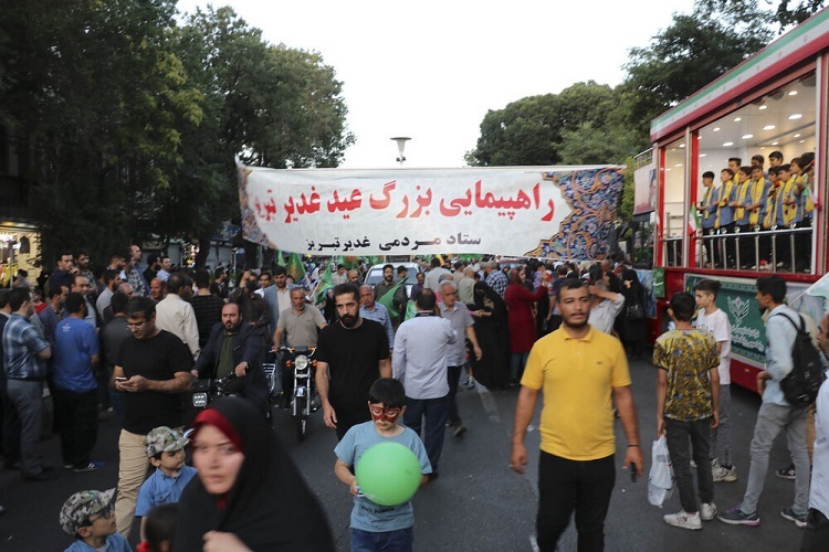 پیادهروی خانوادگی، غدیرخم پیادهروی خانوادگی، غدیرخم