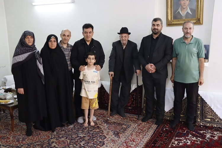 شهردار تبریز، خانواده شهدا