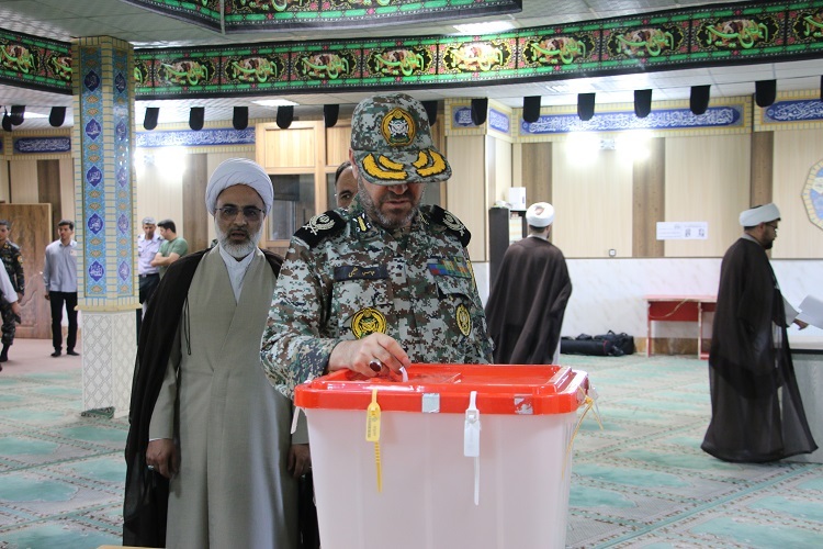 امیر عظیمی، فرمانده پدافند هوایی ارتش