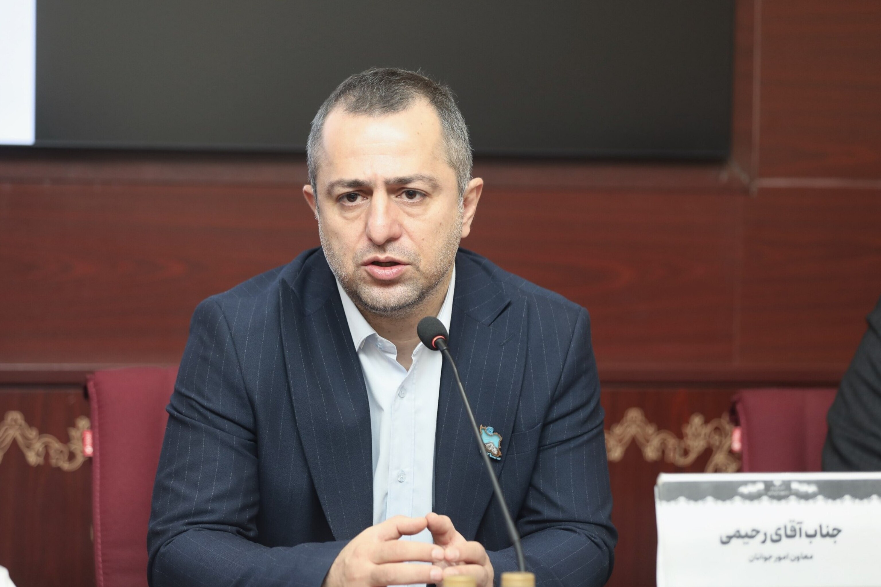 مجلس مشورتی جوانان تمرین حکمرانی برای نسل آینده است