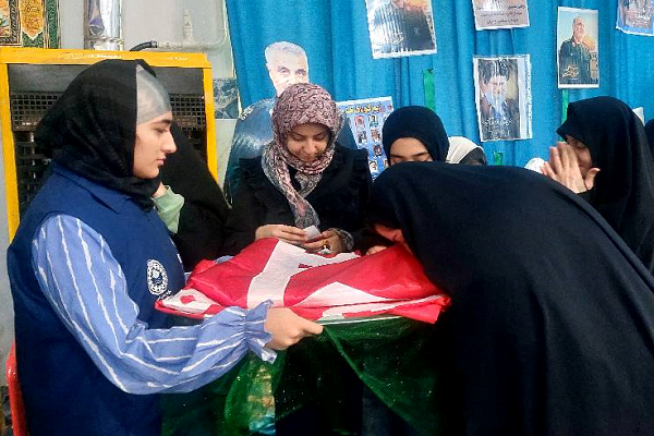 مشارکت دانش‌آموزان شهرستان پردیس در ساخت صحن حضرت زینب(س)