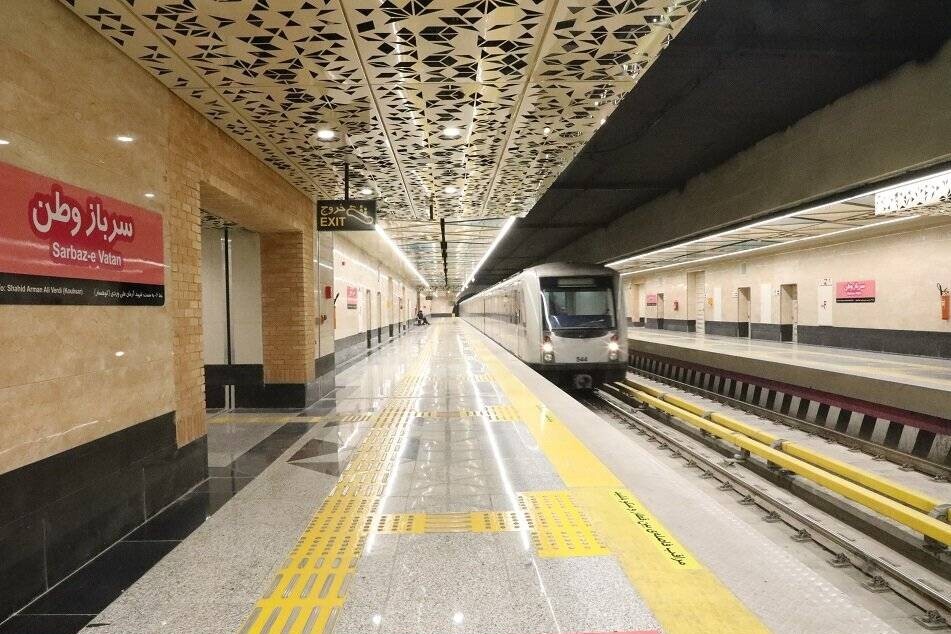 خدمات رایگان مترو به شرکت‌کنندگان در مراسم تشییع پیکر شهدا