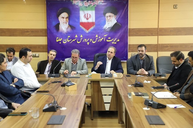 اسفندیار صادقی، مدیرکل آموزش و پرورش آذربایجان شرقی