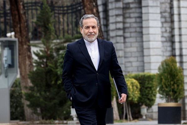 وزیر امور خارجه: مذاکره زیر سایه تهدید نظامی معنا ندارد