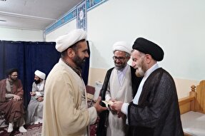 عکس | تکریم اساتید مدارس علمیه خرم‌آباد