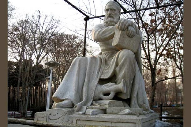 مجسمه حکیم خیام