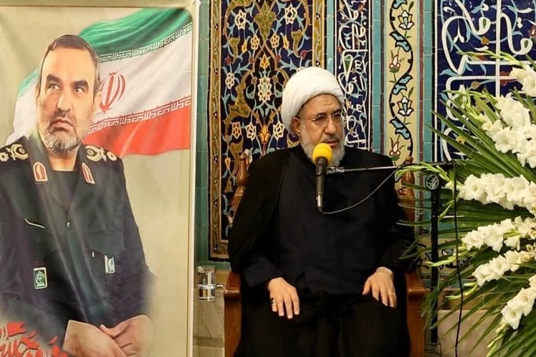 بزرگ‌ترین افتخار ملت ایران ولایت رهبر انقلاب است