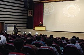 حوزه‌های علمیه باید به‌عنوان پرچمداران تدبر در قرآن شناخته شوند