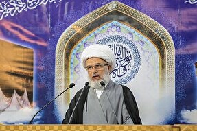 نهضت امام حسین (ع) چراغ راهی برای دفاع از حق و عدالت است