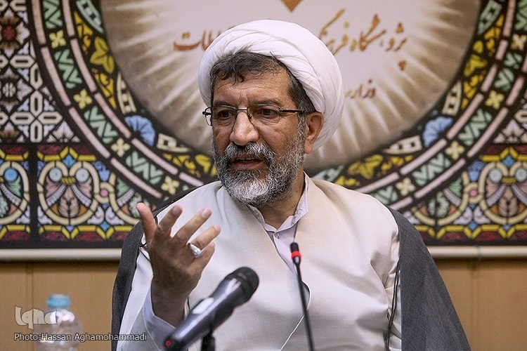 پیوند فرد و جامعه در منظومه اسلام