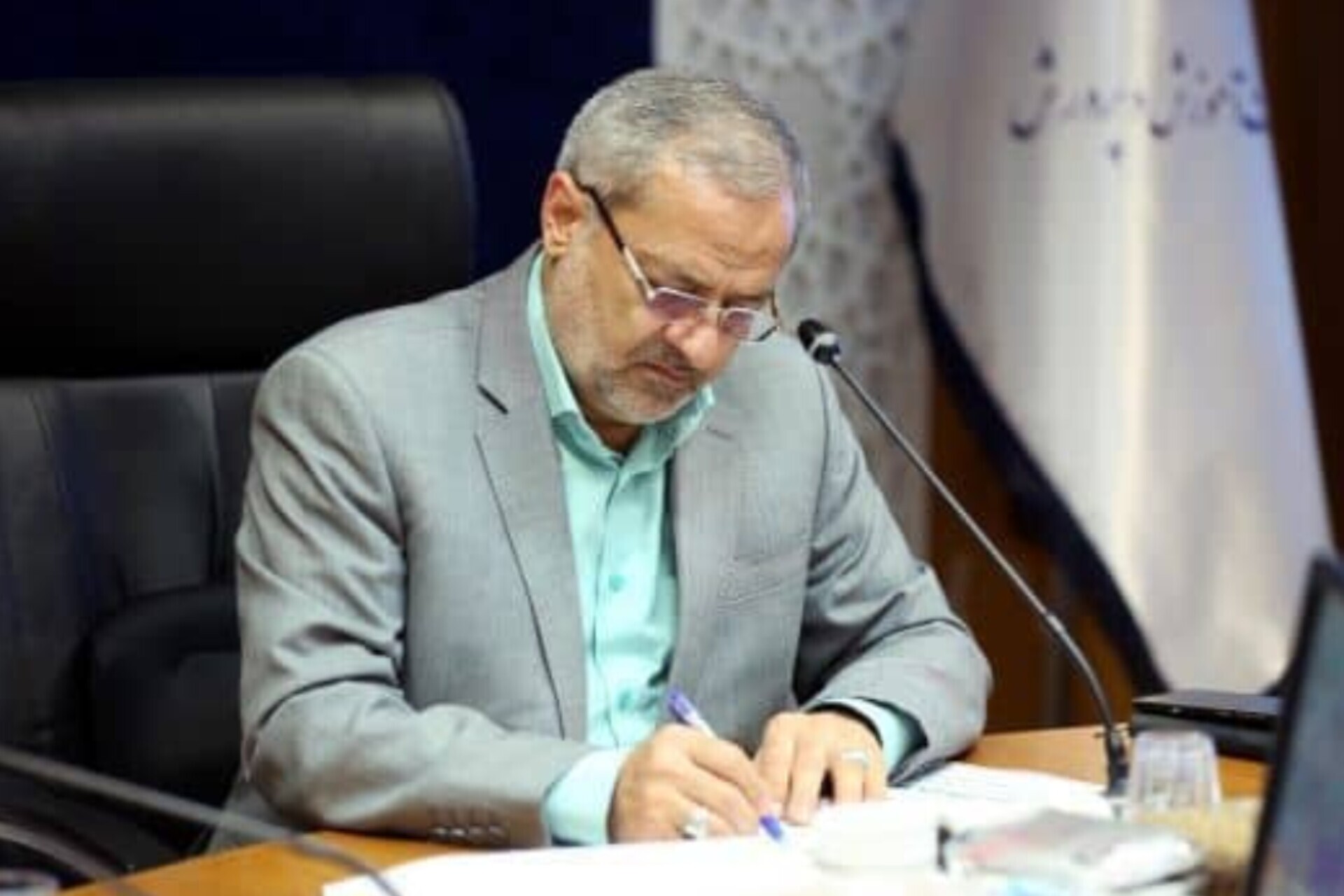 سواد دیجیتال رسالت امروز برای توانمندسازی نسل جدید است