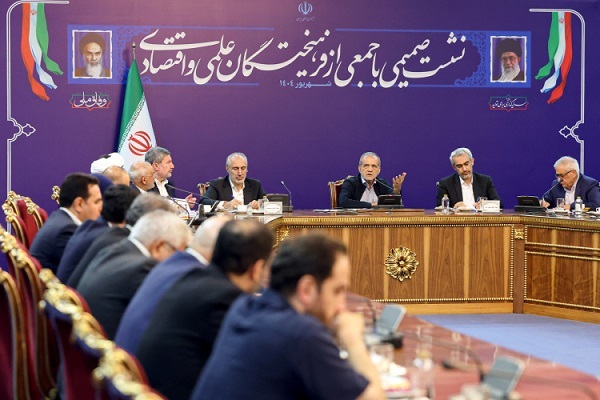 کارشناسان راهکارهای بهینه کردن هزینه‌ها بدون ایجاد نارضایتی را به دولت ارائه دهند