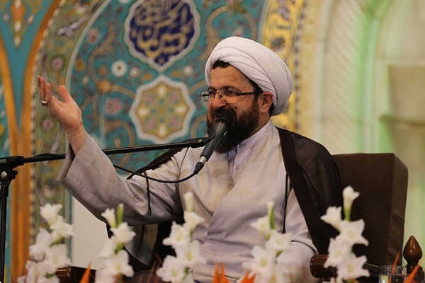 توصیه‌های رهبر انقلاب به مبلغان؛ قرآن را محور سخن قرار دهید