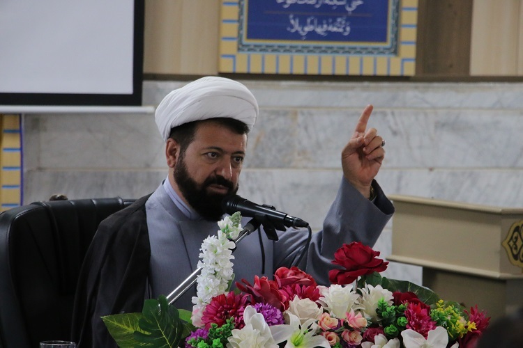 حجت‌الاسلام حسن پرورش، معاون سیاسی پدافند هوایی ارتش