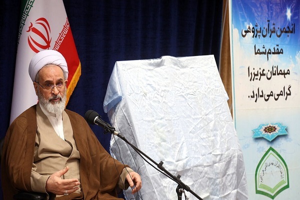 توسعه گفتمان قرآنی در حوزه پس از انقلاب