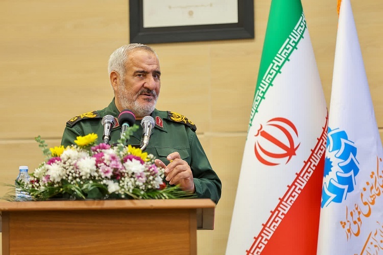 سردار بابازاده، فرمانده قراگاه منطقه ای عاشورا