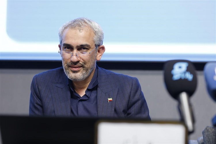 سیدعلی مدنی زاده، وزیر اقتصاد