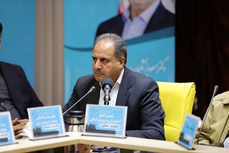 اسفندیار صادقی، مدیرکل آموزش و پرورش آذربایجان شرقی