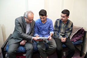 عکس | حضور استاندار آذربایجان‌شرقی در خوابگاه دانشجویان