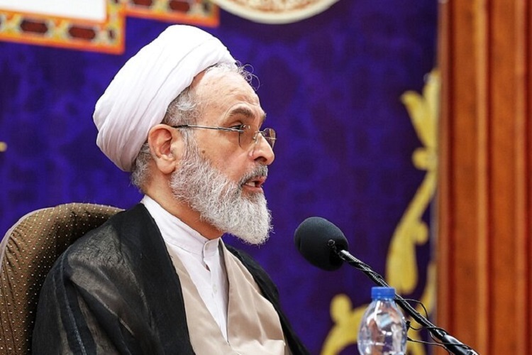 حضرت فاطمه (س) را باید مبدع و مبتکر تبلیغ بدانیم